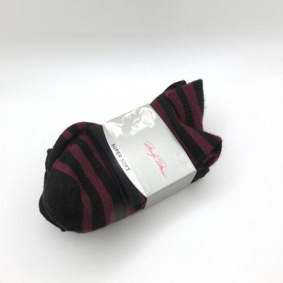 (#W) Marilyn Monroe Super Soft Black/Burgundy 5 Pairs Women's Crew Socks 9-11 - Picture 1 of 7